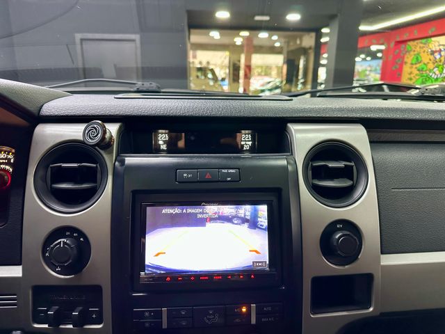 Ford F-150 RAPTOR SVT Supercrew 6.2 V8 411cv