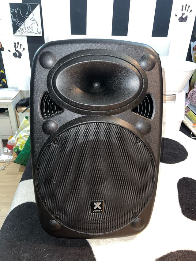 Altavoz VONYX 15” 1000W Portátil MP3 BT