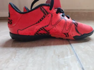 Botas de fútbol niño naranjas talla 29