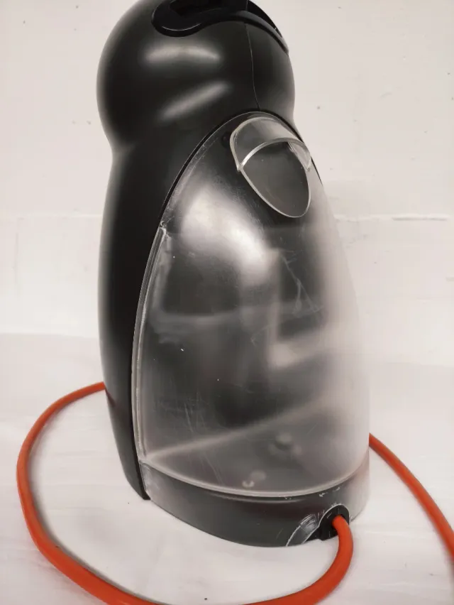 Macchina caffè Nescafé Dolce Gusto