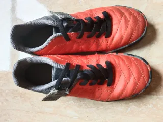 Botas de fútbol niño talla 29