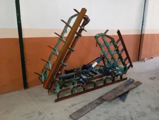 Rastrillo de 6 metros y atomizador (todo junto )