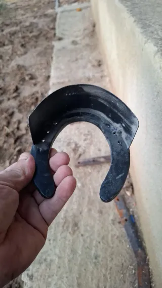 Colgador de cabezadas para caballos