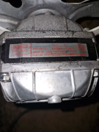 Ventiladores de la neveras industriales 20€