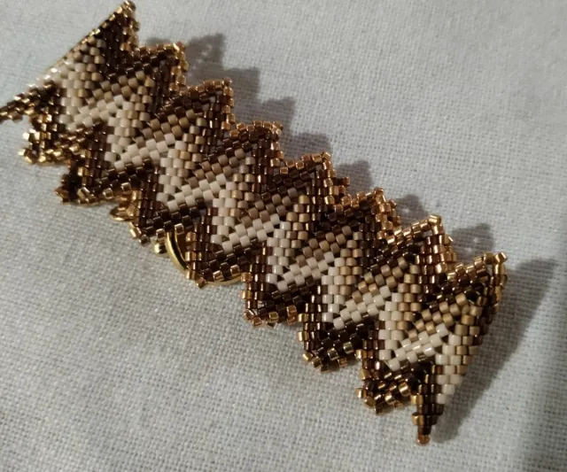 Pulsera hecha a mano  Hecha a Mano