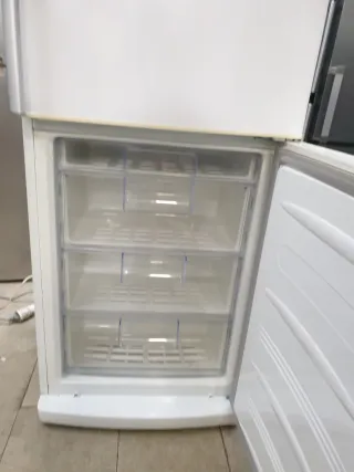 Nevera LG 200x60cm A+ no frost con garantía