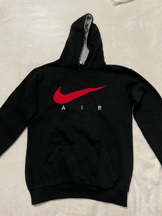 Sudadera Nike Air negra con logo rojo – Talla S