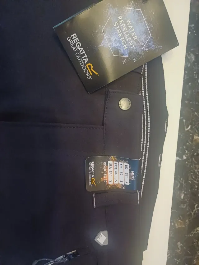 Pantalones Regatta Negro Talla [S-50]