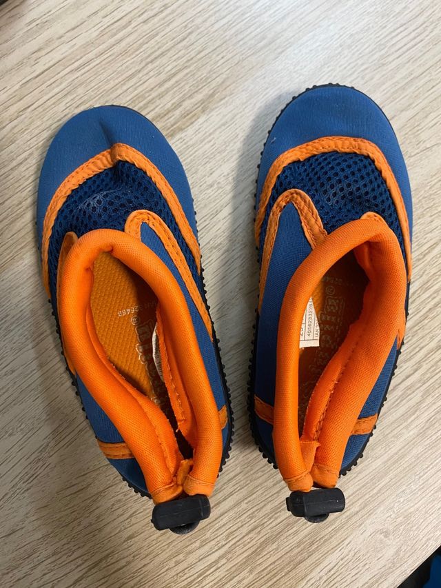 Calze da spiaggia per bambino blu e arancioni