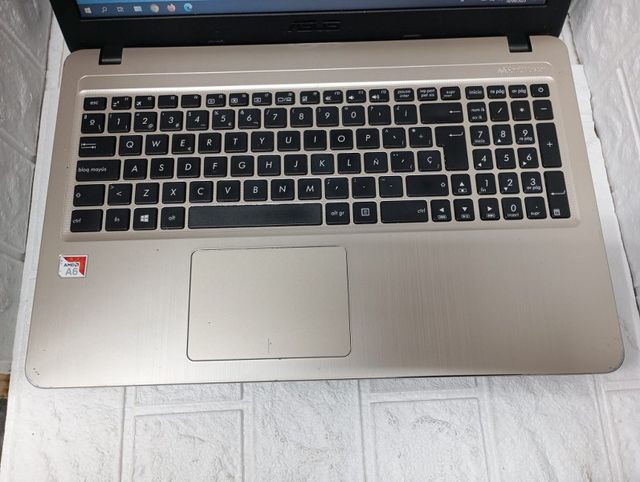 Portatil Asus A540B (1757)