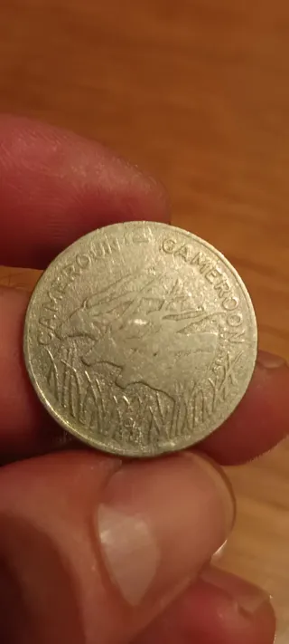 Moneda de Camerún