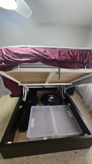 Canapé IKEA MALM 140x200cm + colchón Myrbacka