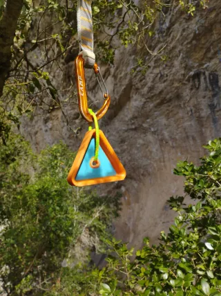 Multipresa portátil escalada triangular