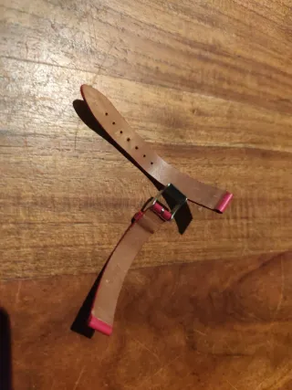 Correa de reloj de piel roja 