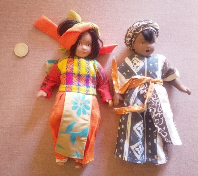 Lote 2 Muñecas Cerámica