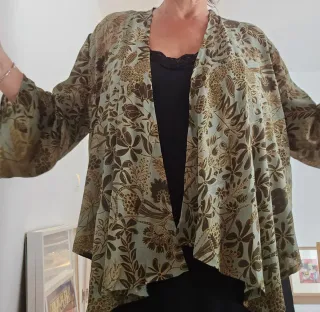 Camisola de seda estampada