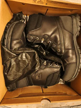 Botas UGG Felton Negras