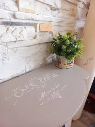 Tavolino, consolle, credenza per ingresso.