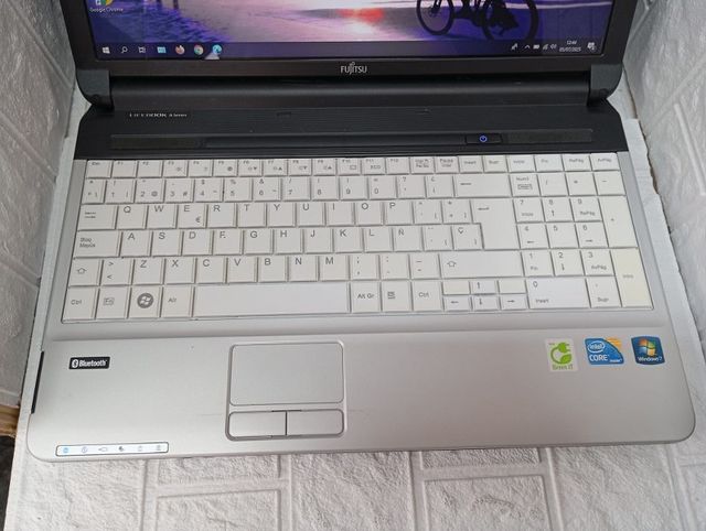 Portatil Fujitsu LifeBook A530 (1721)