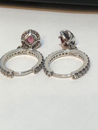 Pendientes Pandora Aro con Circonitas Rojas