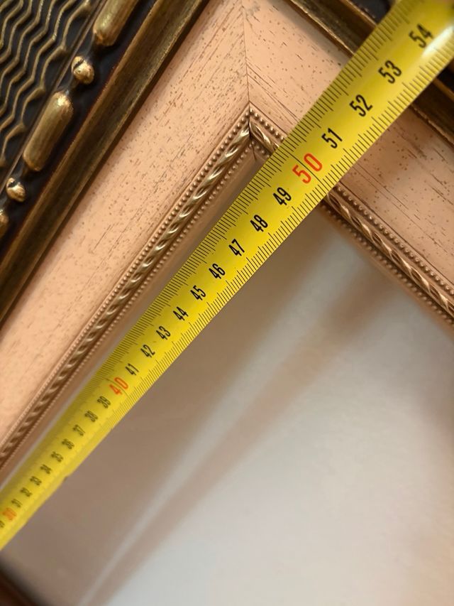 Marco para óleo negro y dorado