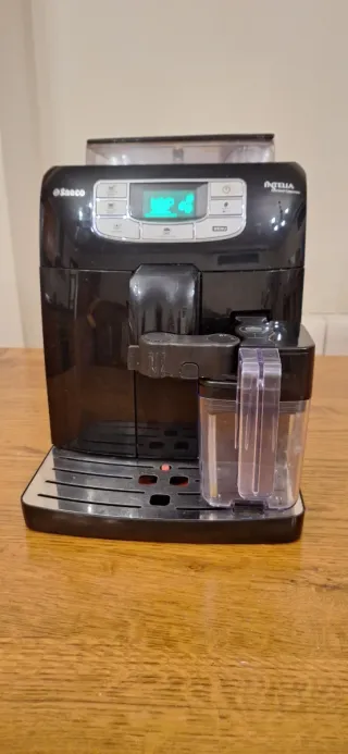 Cafetera Saeco Intellia Automática