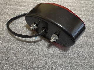 Piloto luz freno y matrícula moto custom