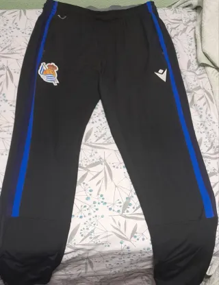 Chándal Macron Negro y Azul Talla L