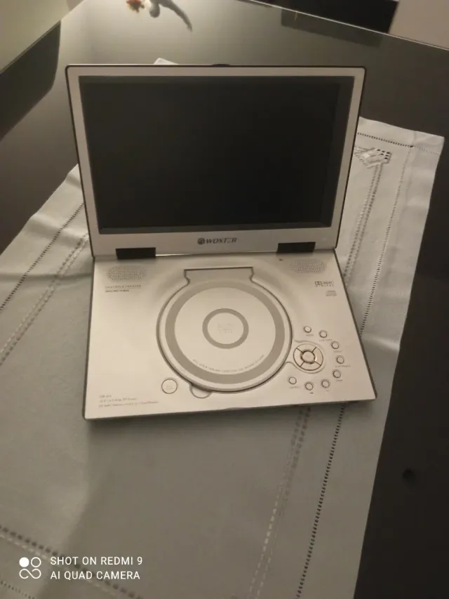DVD Portátil Woxter Onyx Pro 10