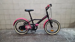Bicicleta infantil B'TWIN rosa y negra