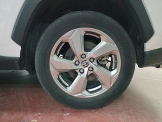 Toyota Rav4 2.5l 220H Advance 4WD