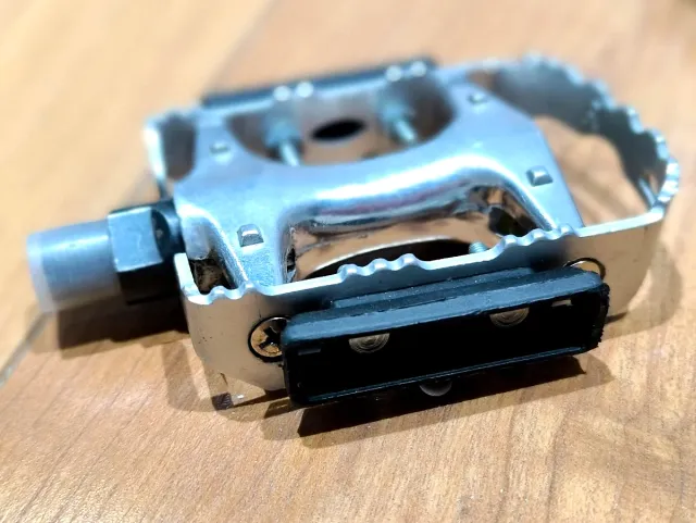 Pedales de aluminio para bicicleta