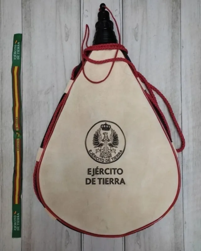 OFERTA: BOTA DE VINO SERRAJE 2L. EJ. TIERRA + REGA