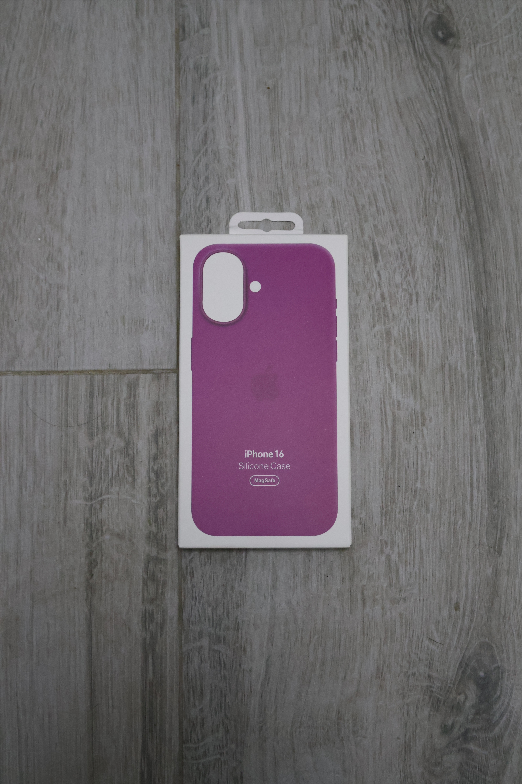 Nuova custodia in silicone per iPhone 16 Pro Max 7