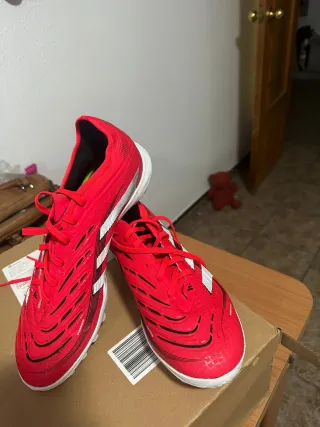 Botas Adidas Predator Pro TF Rojas . 43