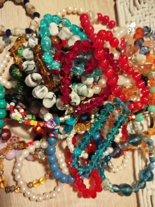 Lote Pulseras artesanales multicolor 45 pulseras