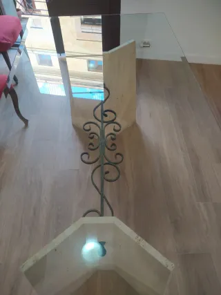 Mesa Comedor Travertino y Cristal-Elegante