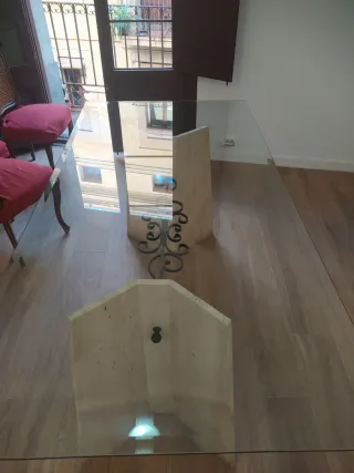 Mesa Comedor Travertino y Cristal-Elegante