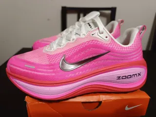 Nike Vomero Plus Rosa Running