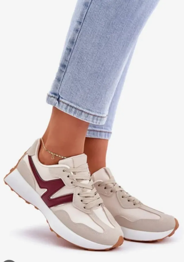 Deportivas beige y rojo mujer