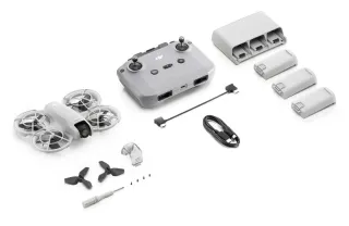 DJI Dron Neo Fly More Combo