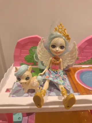 Casa Muñecas Enchantimals y pack 6 Muñecas