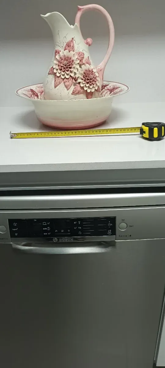 Palangana Decorativa con jarra
Cerámica Rosa y Bl