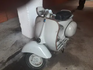 Vespa 125