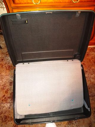 Maleta de viaje con ruedas,plástico muy resistente