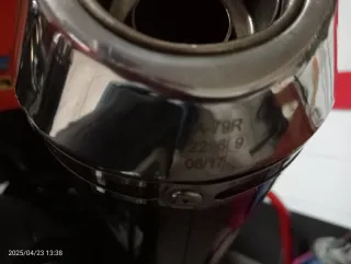 Escape Scorpion Carbono