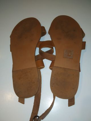 Sandalias romanas de piel