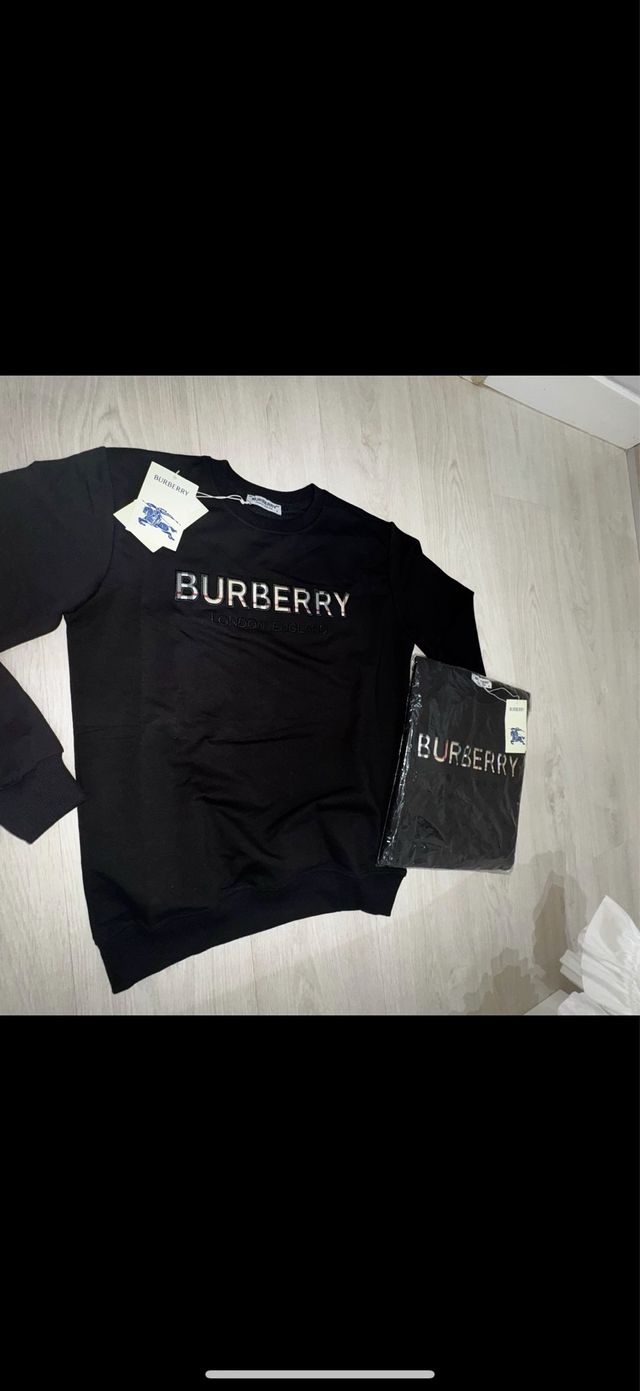 Sudadera Burberry Negra