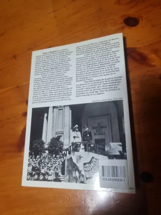 Franco y Mussolini: La política española dura...