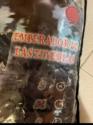 Disfraz adulto  hombre
Emperador  de las Tinieblas